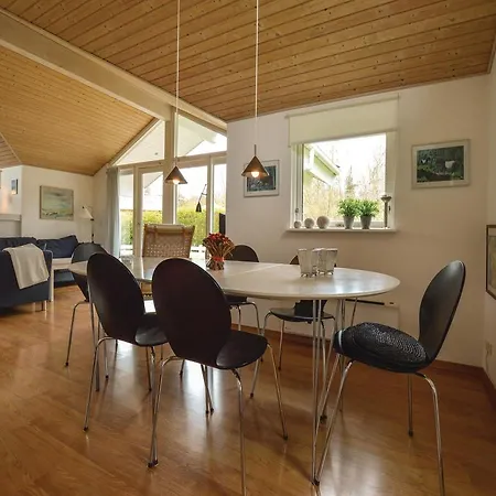 Casa de Férias Two-bedroom Holiday In Skalskor *