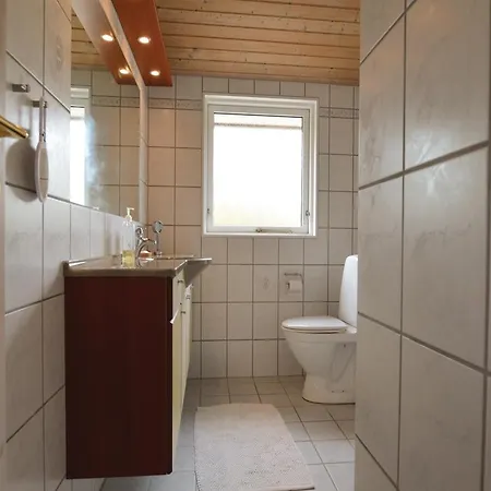 Two-bedroom Holiday In Skalskor Casa de Férias